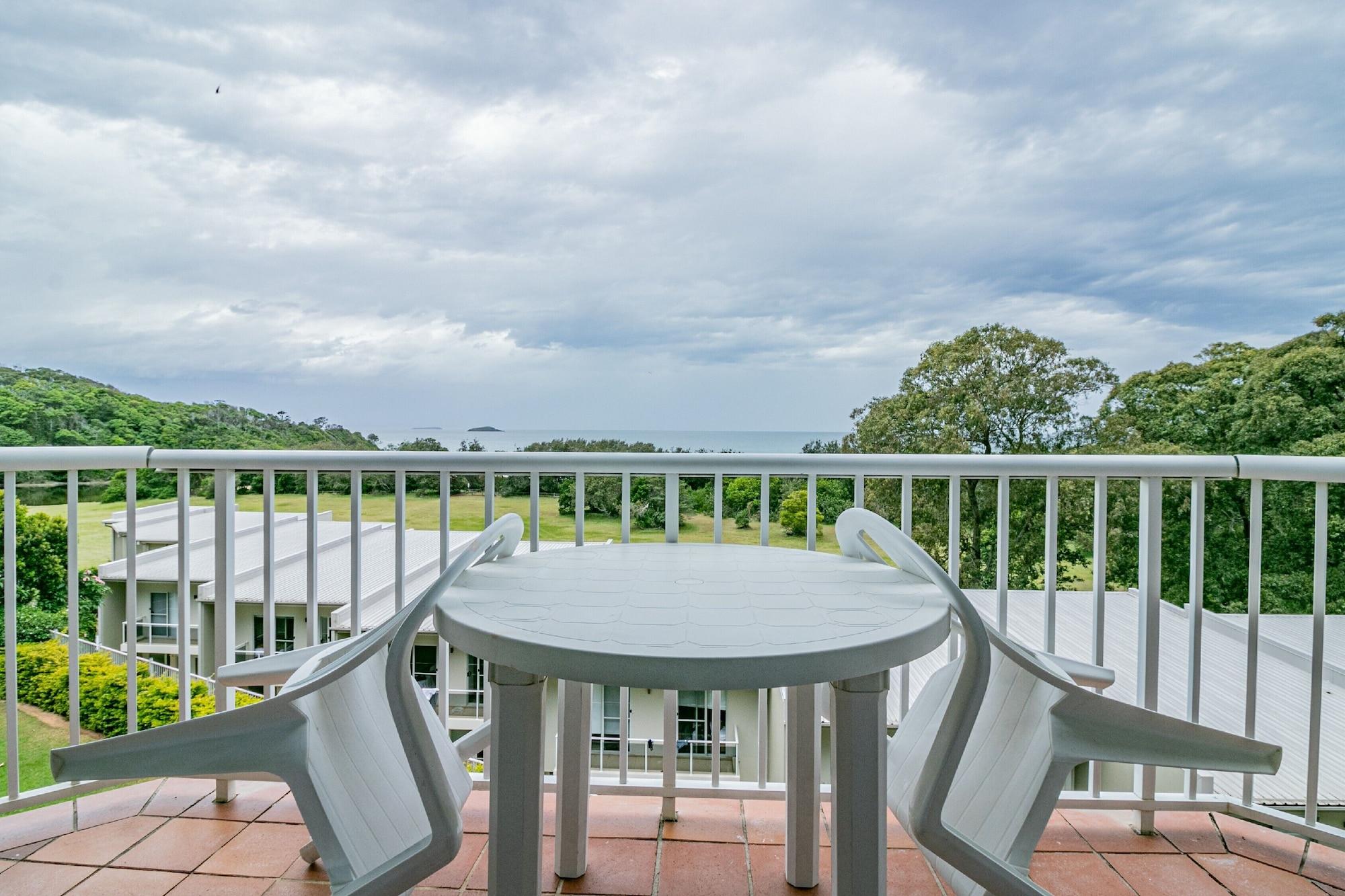 Absolute Beachfront Opal Cove Resort Korora Eksteriør billede